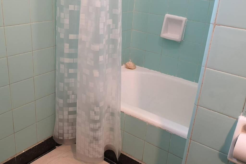 2 Ambientes En Almagro En Av Corrientes Para 2 Personas Appartement Buenos Aires Buitenkant foto