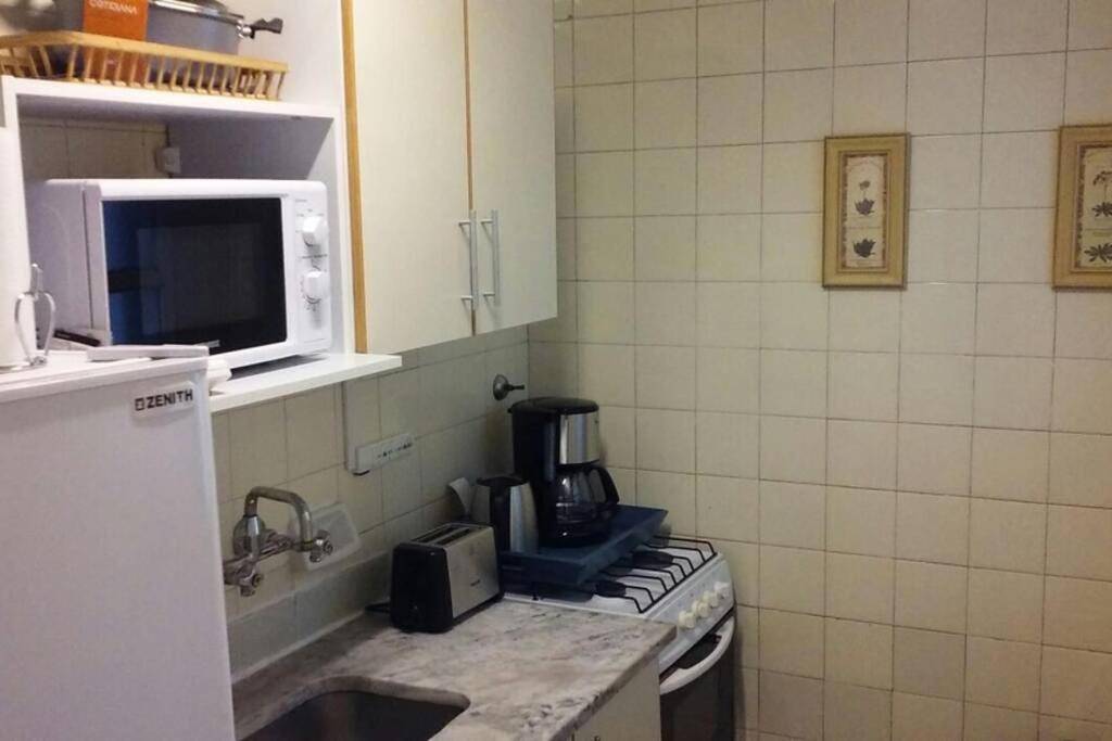 2 Ambientes En Almagro En Av Corrientes Para 2 Personas Appartement Buenos Aires Buitenkant foto