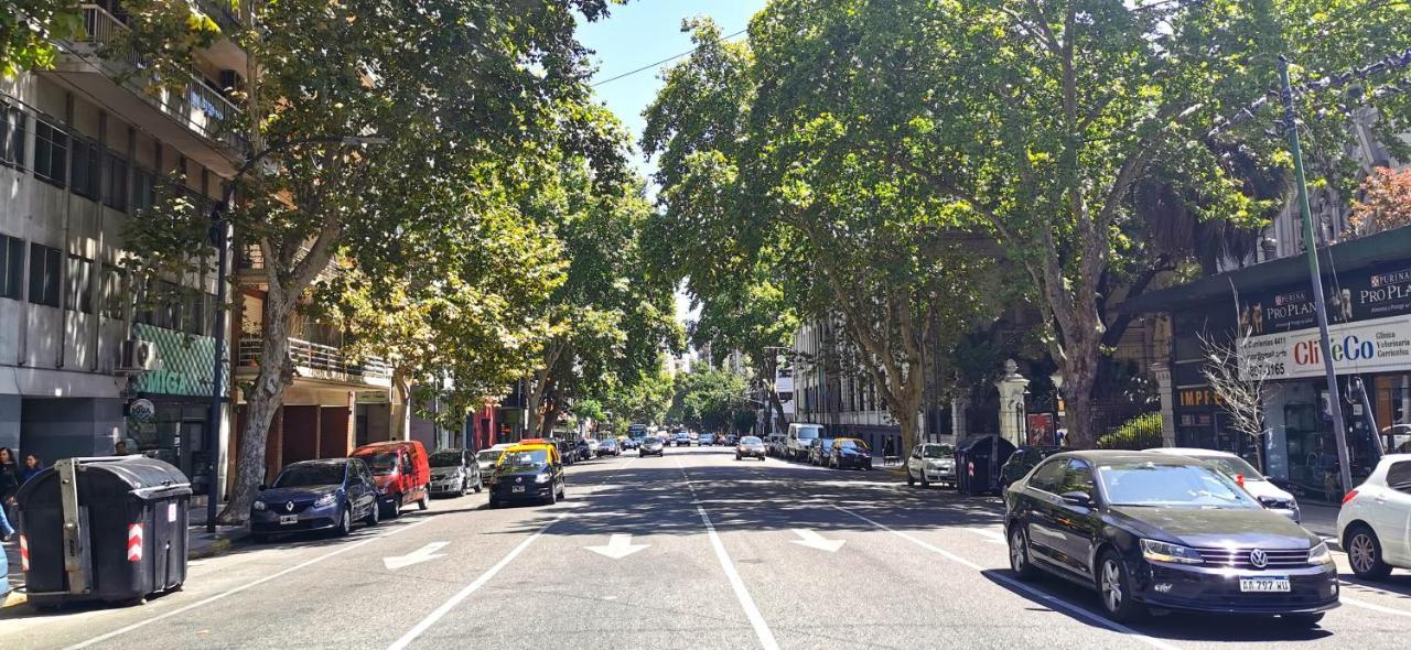 2 Ambientes En Almagro En Av Corrientes Para 2 Personas Appartement Buenos Aires Buitenkant foto
